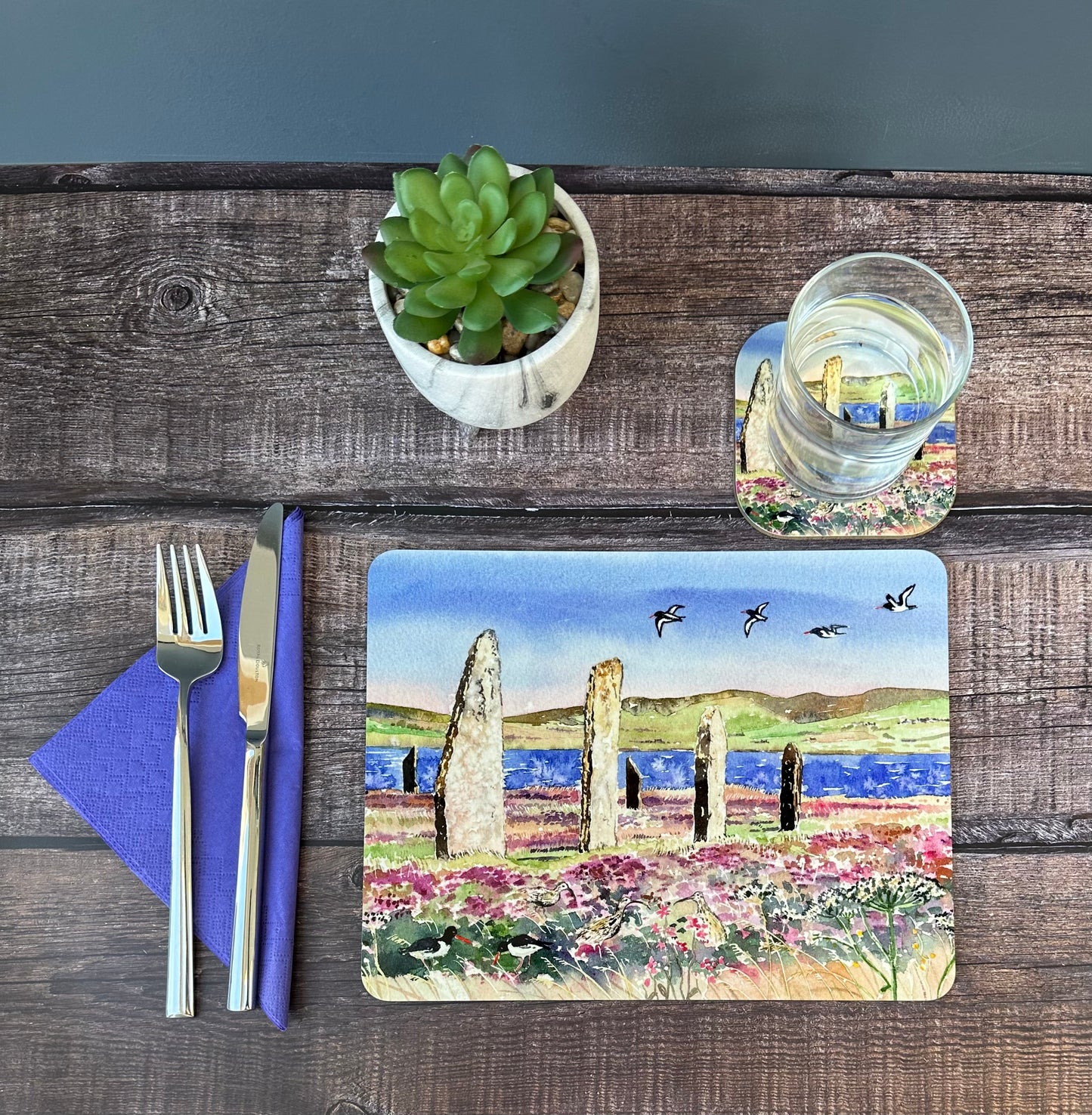 Designer tablemat/Oystercatchers and curlews at The Ring of Brodgar