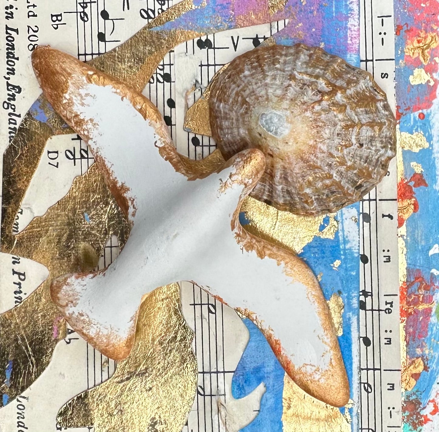 Original painting/Golden gull with Limpet sun