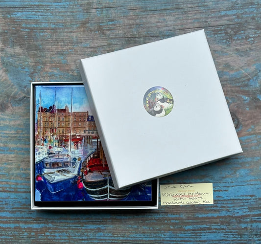 Medium ceramic tile/Kirkwall harbour with boats