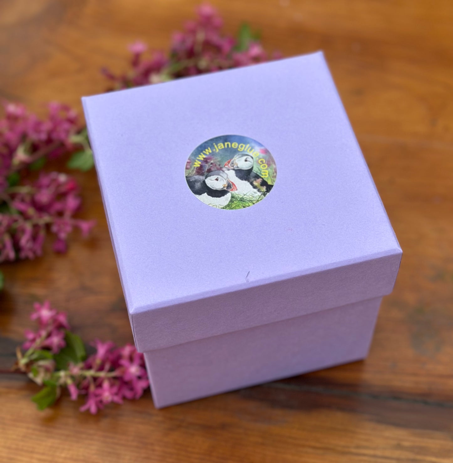 Box with lid