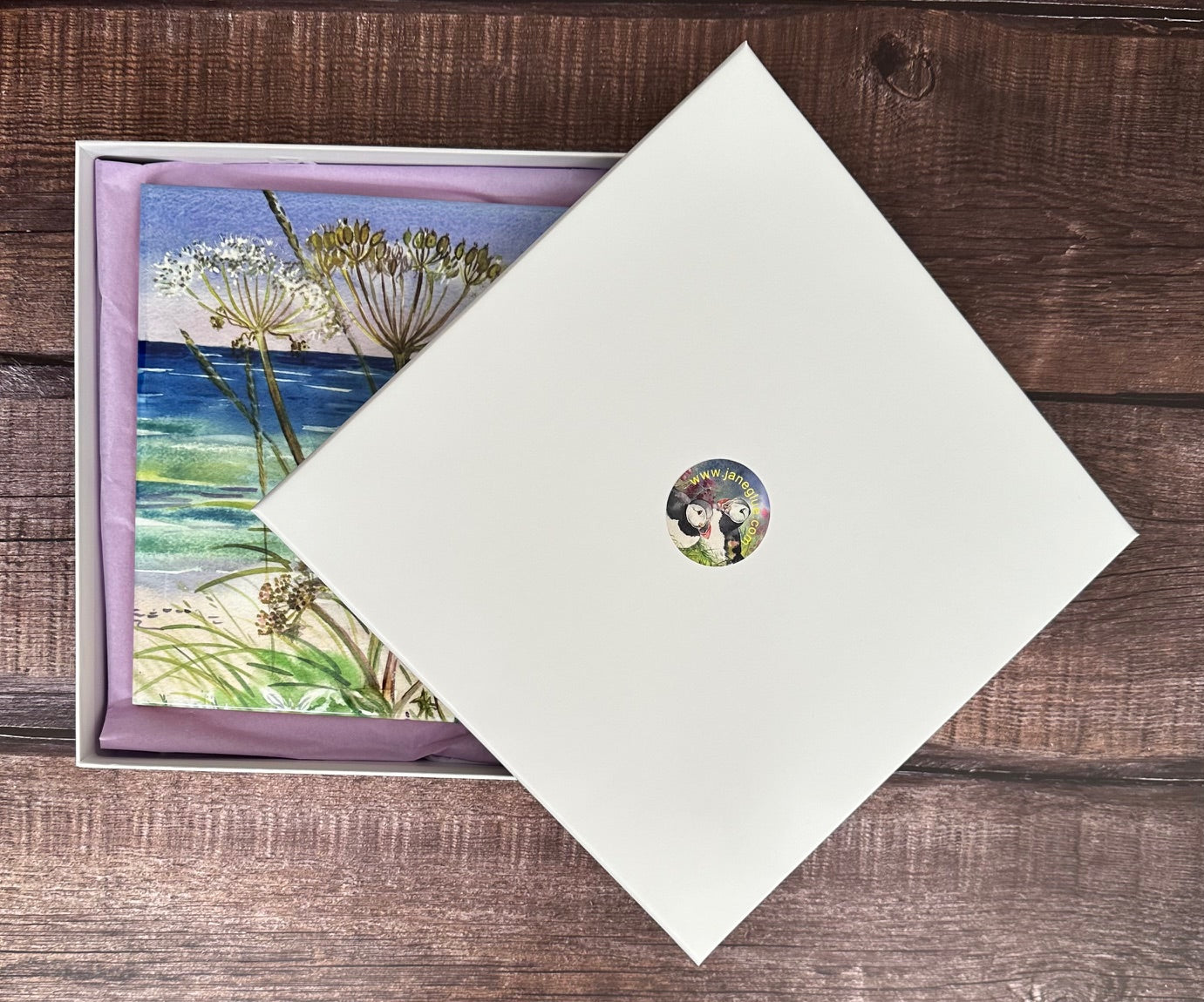 Large ceramic tile/Cow parsley on the shoreline